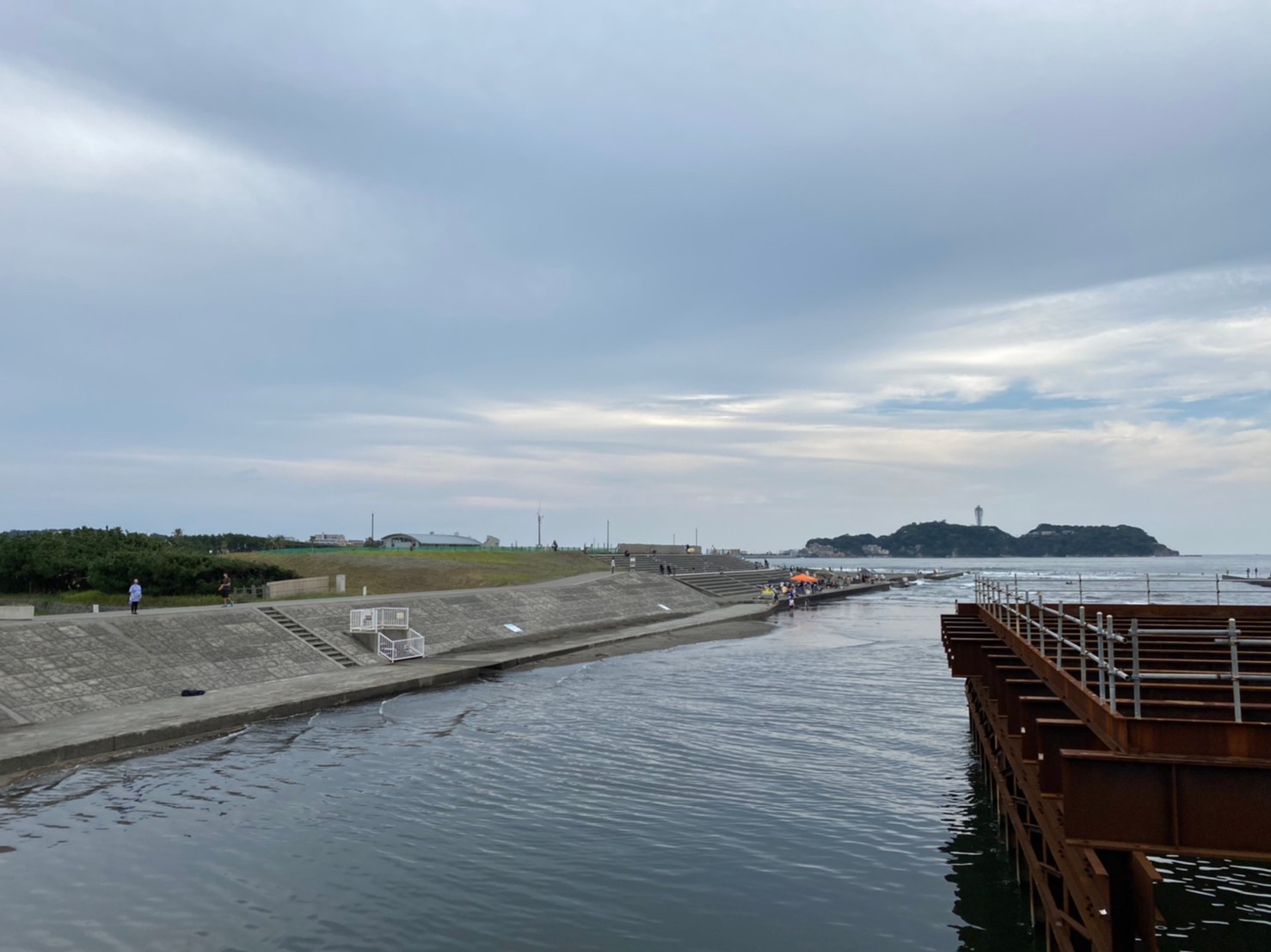 神奈川県藤沢市 引地川河口 鵠沼海岸 の海釣りガイド 釣れる魚 駐車場 トイレ 関東釣りwalker