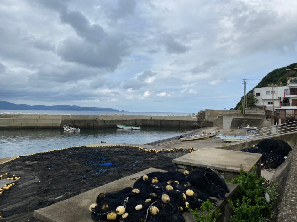 和歌山県有田市 逢井漁港 おおいぎょこう のおすすめ海釣りガイド 釣れる魚 渡し船 駐車場 和歌山釣りwalker