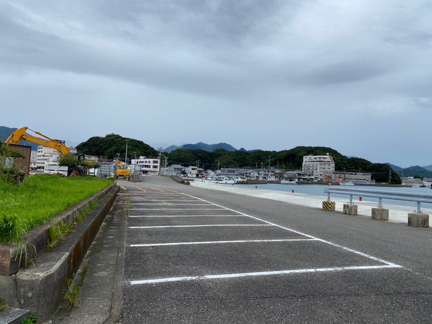 和歌山県那智勝浦町 勝浦港 の海釣りガイド 釣れる魚 駐車場 トイレ 和歌山釣りwalker