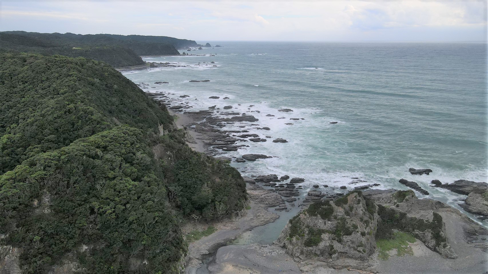 和歌山県串本町 荒船海岸 の海釣りガイド 釣れる魚 駐車場 トイレ 和歌山釣りwalker