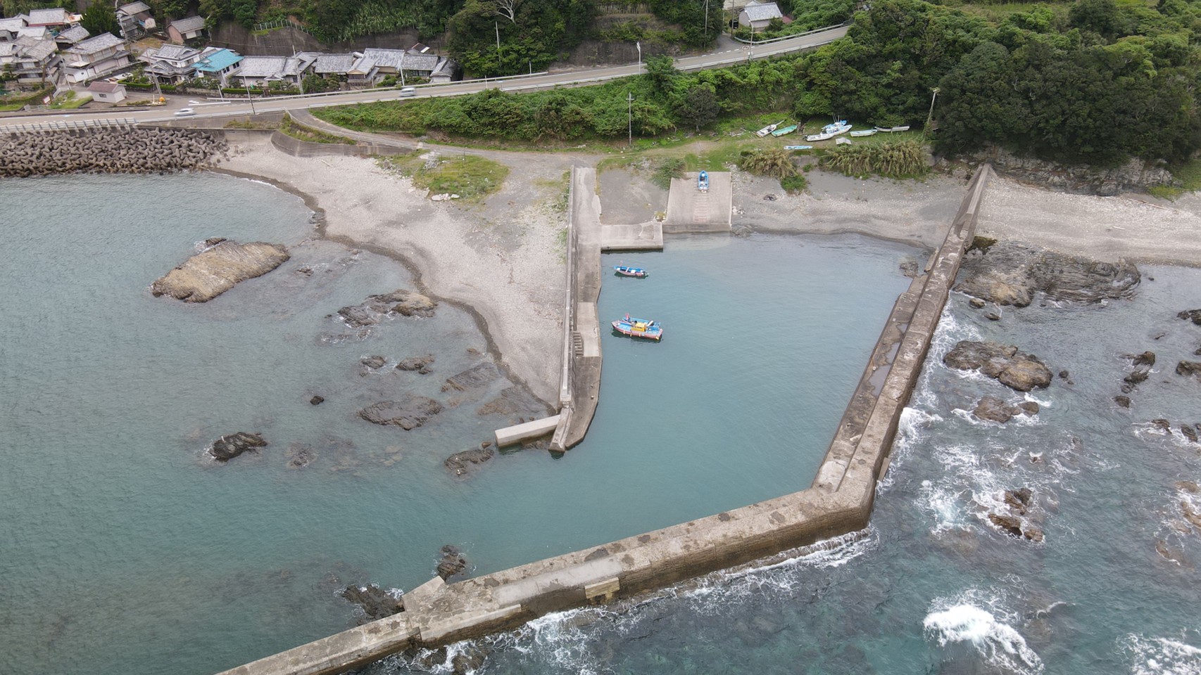 【和歌山県すさみ町】『江住漁港｜えすみぎょこう』の海釣りガイド（釣れる魚・駐車場・トイレ）