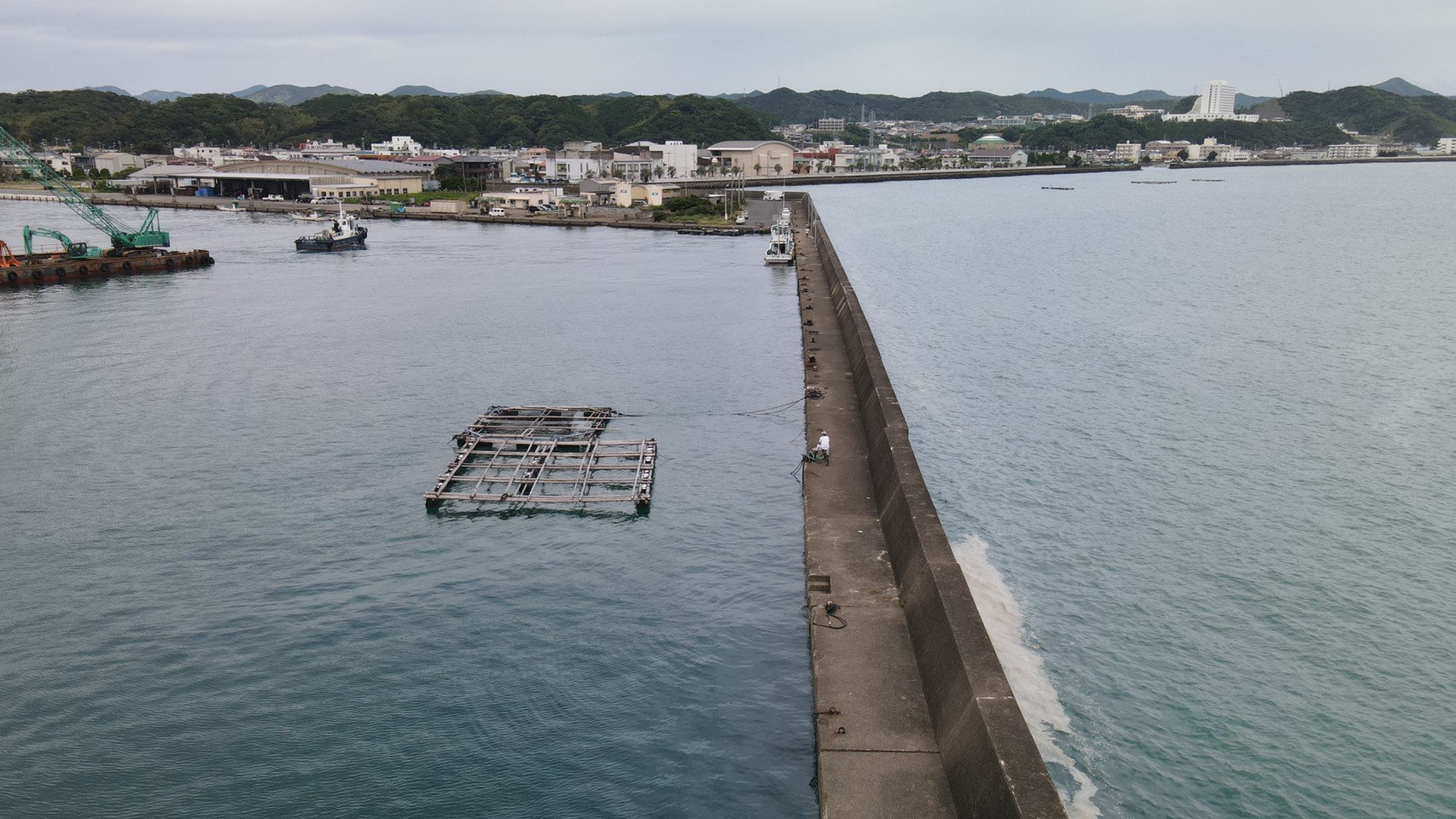 【和歌山県串本町】『串本漁港』の海釣りガイド（釣れる魚・駐車場・トイレ）