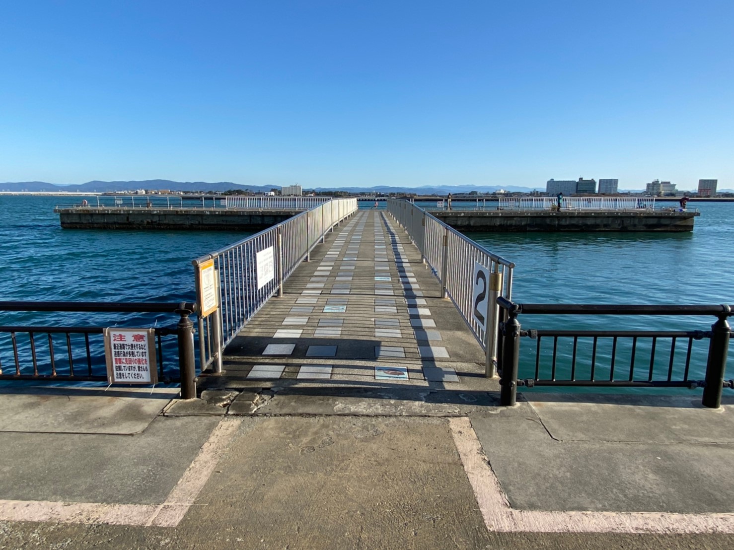 浜名湖南部 新居海釣公園 の釣り場ガイド 駐車場 釣れる魚 トイレ 東海釣りwalker