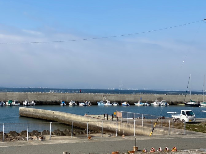 『榎戸漁港：えのきどぎょこう』の釣り場ガイド（駐車場・トイレ・釣れる魚）