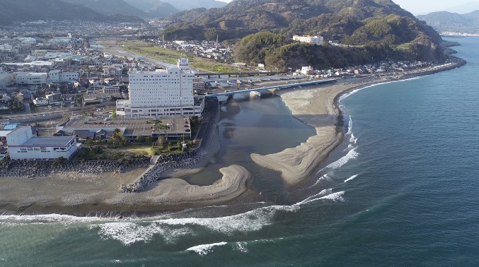 【清水区】『興津川河口・駿河健康ランド』周辺の釣り場ガイド（釣れる魚）