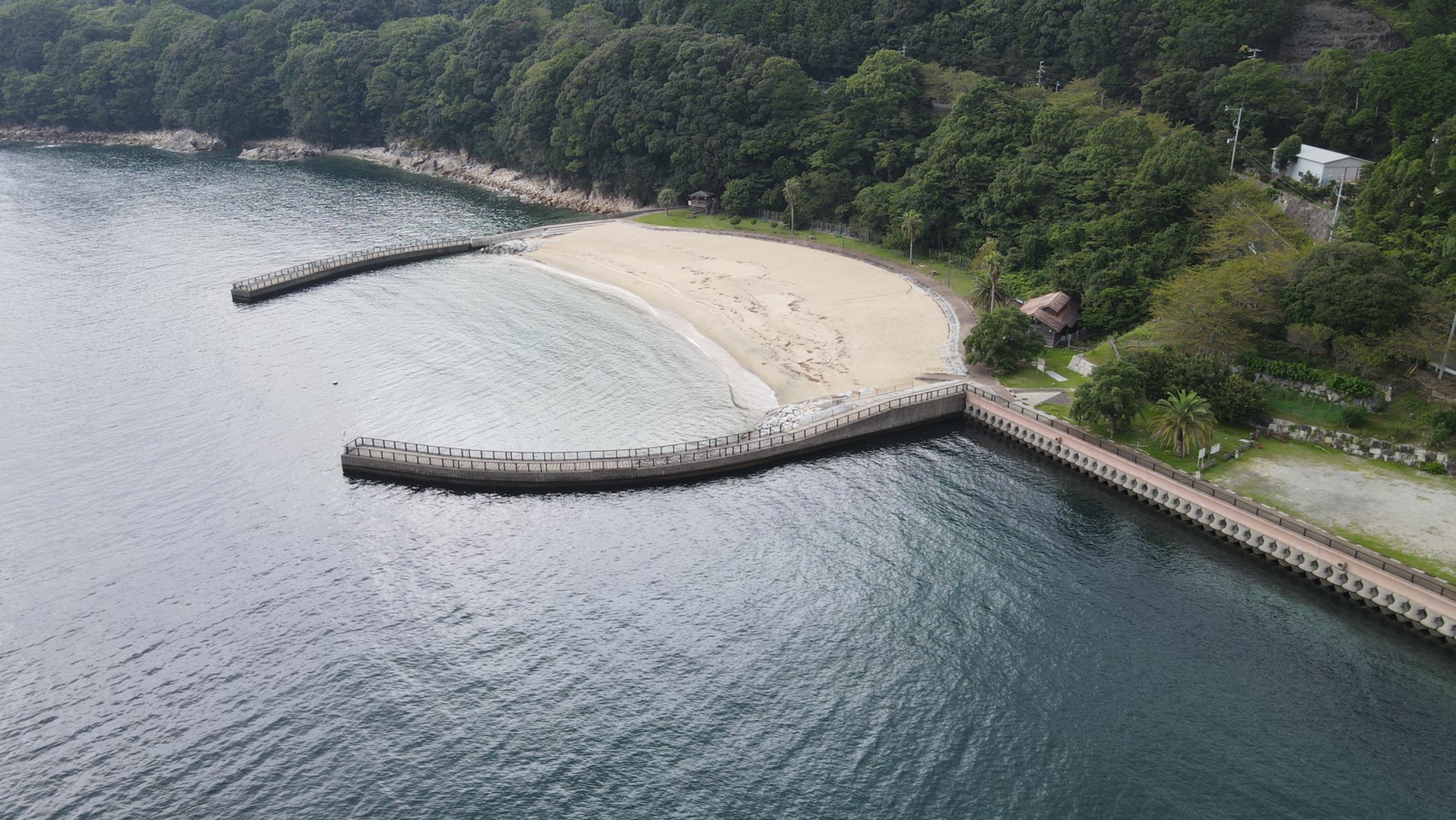 三重県尾鷲市 三木浦漁港 の海釣りガイド 釣れる魚 駐車場 トイレ 東海釣りwalker