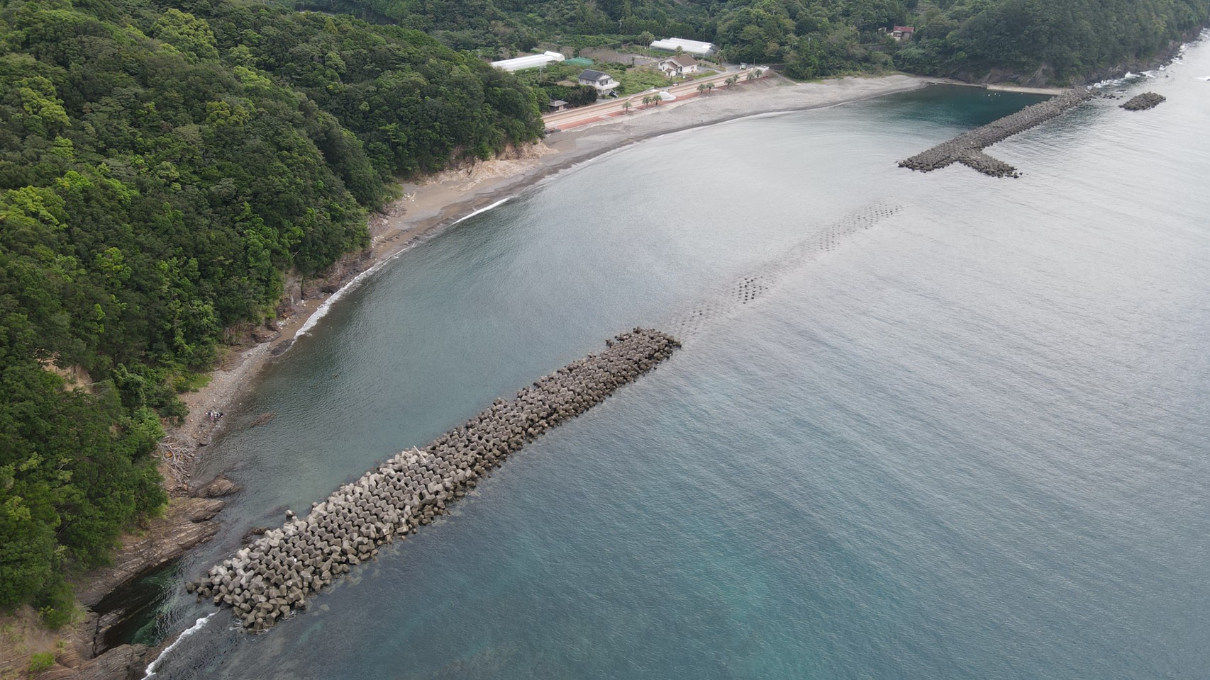 三重県紀北町 比幾海岸海水浴場 ひいけかいがん の海釣りガイド 釣れる魚 駐車場 トイレ 東海釣りwalker