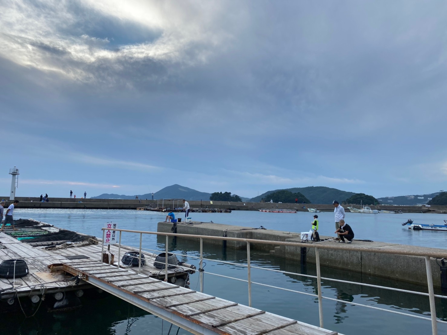 三重県鳥羽市 小浜漁港 の海釣りガイド 釣れる魚 駐車場 トイレ 東海釣りwalker