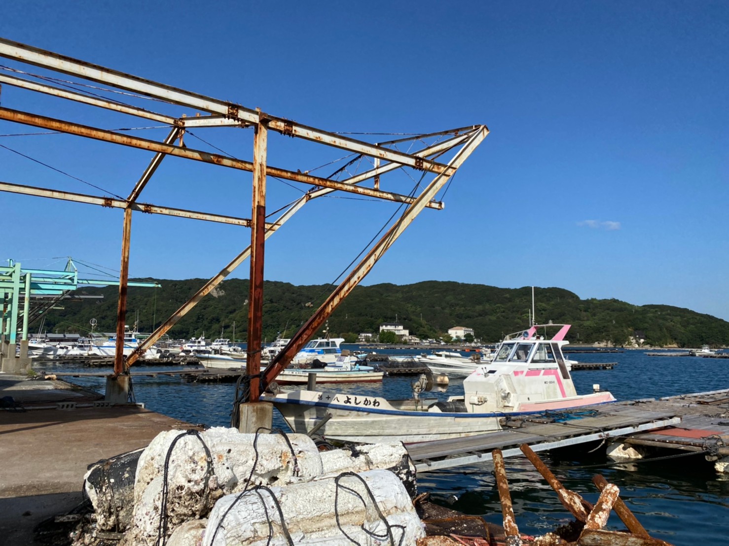 三重県鳥羽市 本浦湾 麻生の浦大橋 の海釣りガイド 釣れる魚 駐車場 トイレ 東海釣りwalker